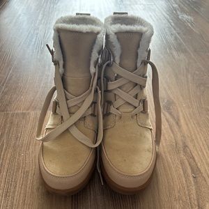 Sorel Boots (Tivoli IV Boot - Women's)